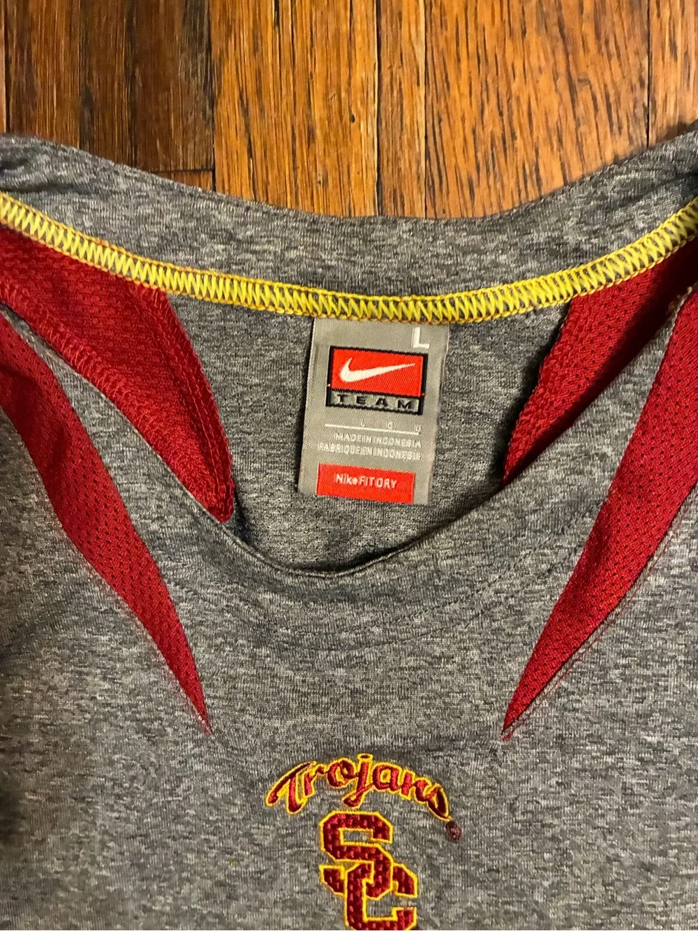 Vintage nike usc tank top size large